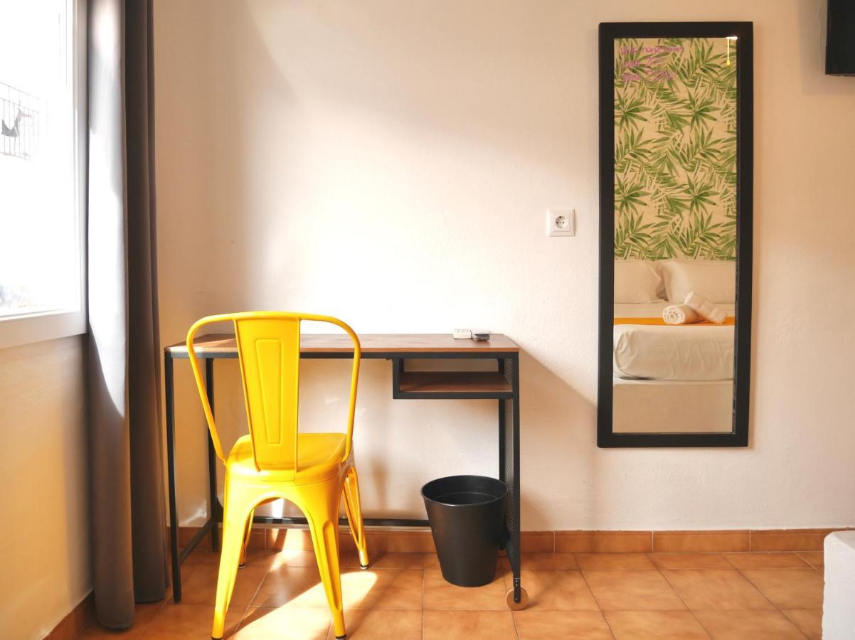 Nanit Rooms Ibiza Hostal Santa Eulària des Riu Zimmer foto