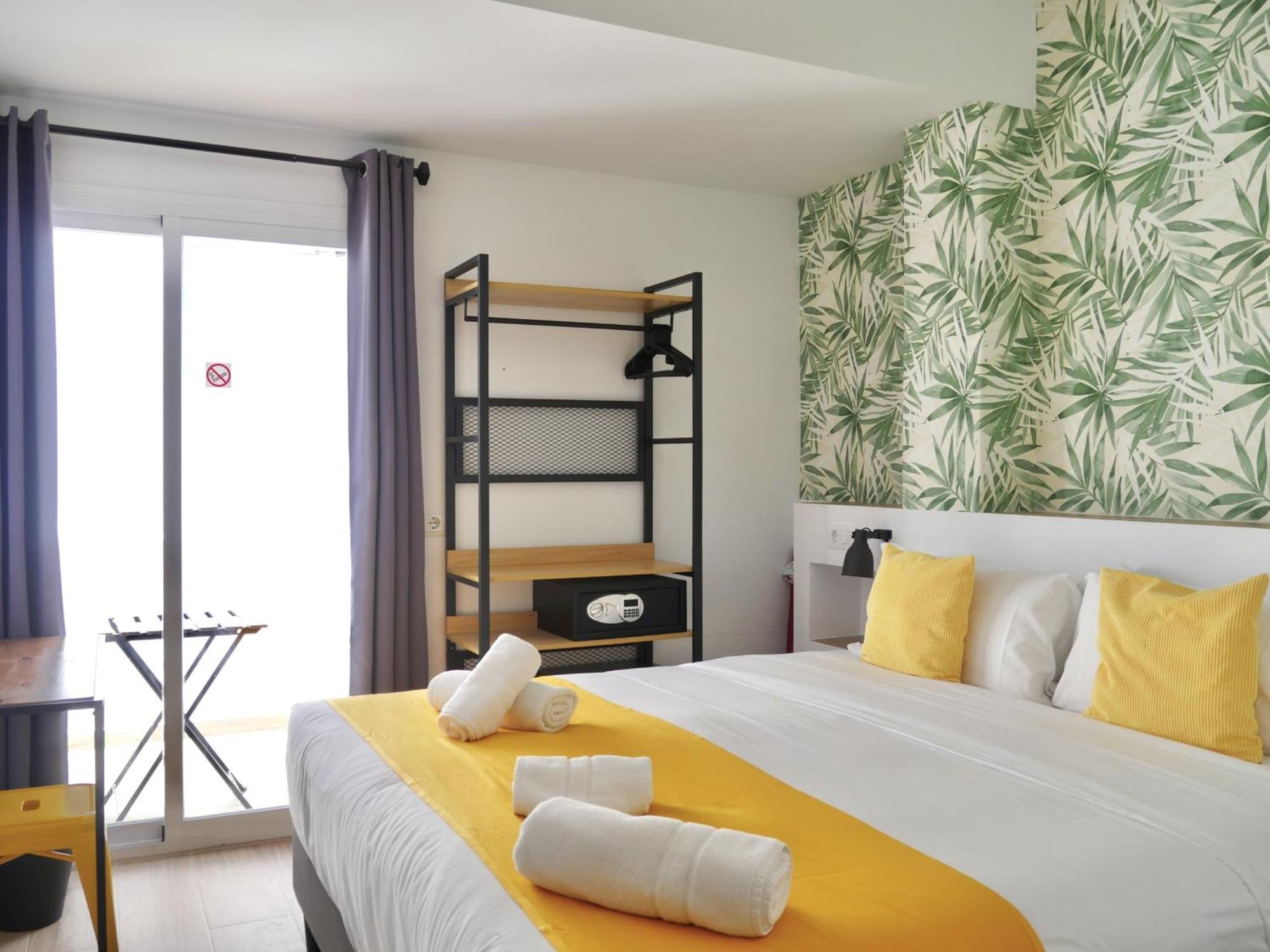 Nanit Rooms Ibiza Hostal Santa Eulària des Riu Zimmer foto